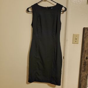 H&M size 6 fitted dress